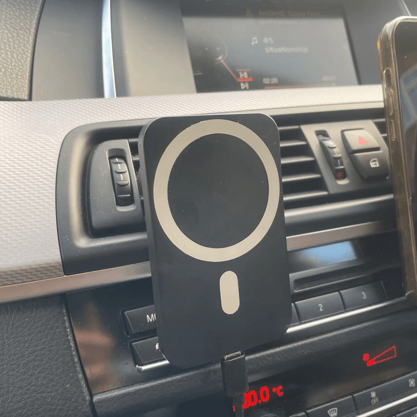Symplify™️ Magnetic Wireless Car Charger